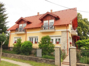 Apartments in Balatonbereny 40425, Balatonberény